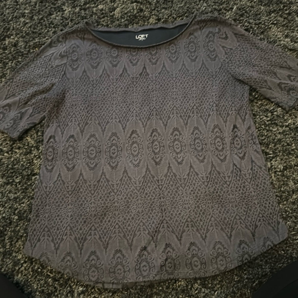 Loft Gray Faux Lace Pattern Top - Size Large